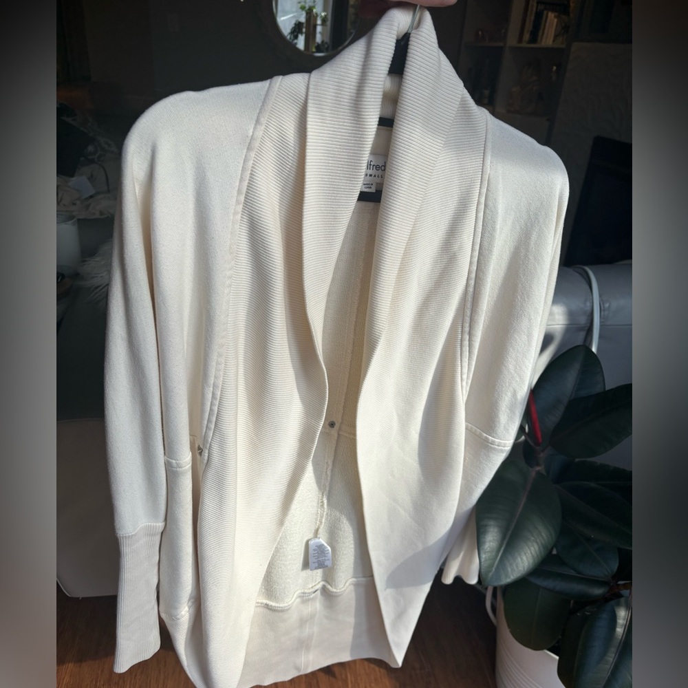 Wilfred XXS Like New Cocoon Cardigan